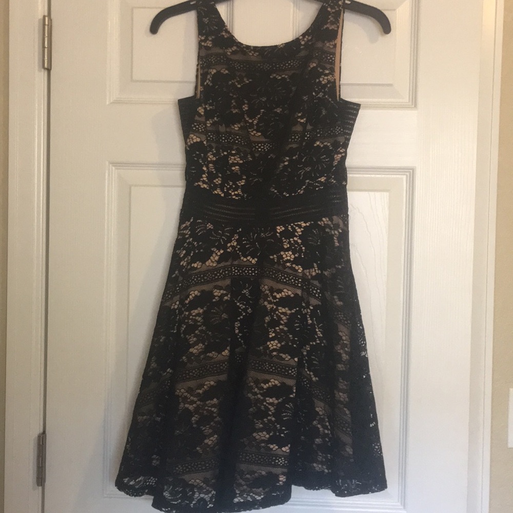 Black Lace Midi Formal Dress Small